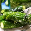 Cucumbers u krastavcima zimi: hrskavi i ukusni kao bačve