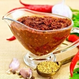 Adzhika iz rajčice i češnjak recepta sa fotografijama