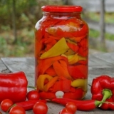 Bugarski biber za zimu bez sirćeta