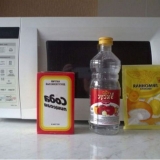 Mikrovalno čišćenje sa sirćetom i sodom