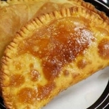Početna cheburek sa sirćetom i uljem