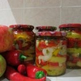 Priprema ukusne i vitaminske salate od bugarskog bibera za zimu