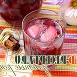 Kompot sa grožđa, jabuka, krušaka