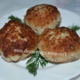 Kotlete izrađene od mljevenog mesa sa polu-po korak recept u tavi