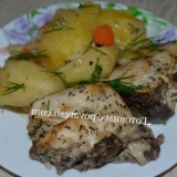 Pileći komadi sa krompirom i povrćem u pećnici