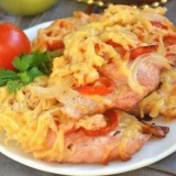 Pileći file sa rajčicom i sirom