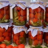 Marinada za rajčicu u litarskim bankama