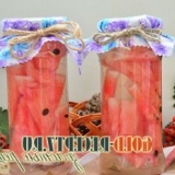 Marinirana lubenica u teglama za zimu sa češnjakom i začinima