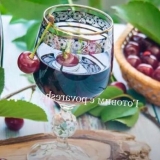 Tinktura trešnje na vodki - recept za banku od 3 litre