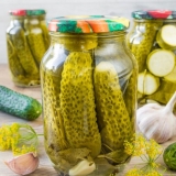 Krastavci u svom soku za zimu: žetva bez gubitka