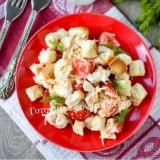 Recept bavarske salate sa piletinom i krekerima