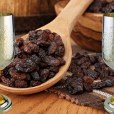 Recepti za kuhanje kućne tinkture, naglasak i vina od grožđica kod kuće