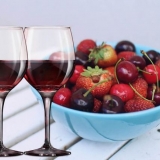 Recepti za kuhanje, ticture i domaća vina iz raznih bobica