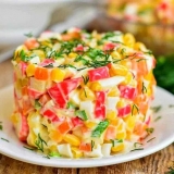 Salata sa rakim štapićima - najukusniji recepti za salatu od rakova