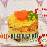 Salata sa piletinom i krekerima lisnato salata recepta