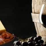 Grickalice do različitih sorti crvenog i bijelog vina