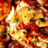 Pržena piletina sa gljivama (5 recepata)