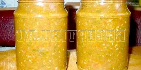 Adzhika iz jabuka sa češnjakom za zimu