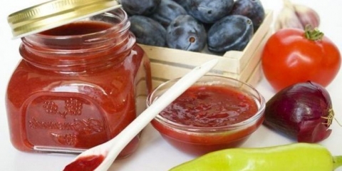 Adzhika šljiva za zimski recept sa fotografijama