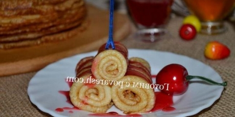 Palačinke na kiselom mlijeku s kipućom vodom (tanak recept s rupama)