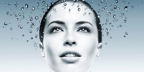 Što je micelarna voda za čišćenje i ono što je potrebno