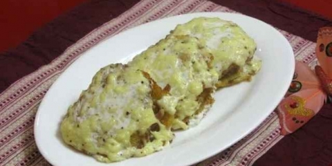 Dranini sa mesom ispod umaka od sira i jogurta