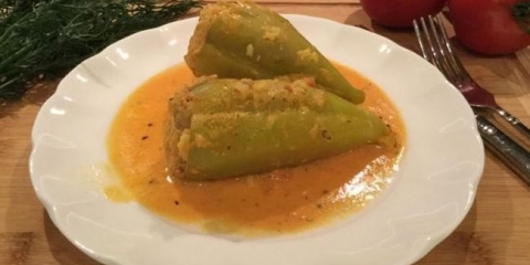 Punjeni papar sa mljevenim mesom i rižom - korak po korak recept u loncu