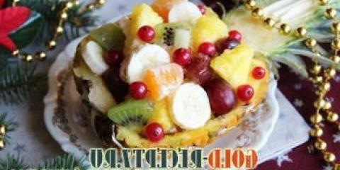 Voćna salata u ananasu sa medom