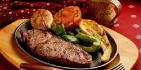 Govedina pečena u rukavu sa umakom od gljiva