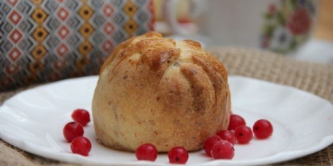 Jabuke u tijestu pečeno u rerni