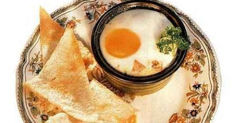 Jaja u loncima sa mocarelom