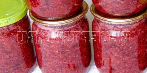 Brusnica se utrljala šećerom