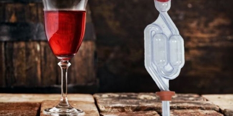 Dizajn hidrauličkog sklopa za vino i braga, proizvodnja sirrednih materijala sa vlastitim rukama