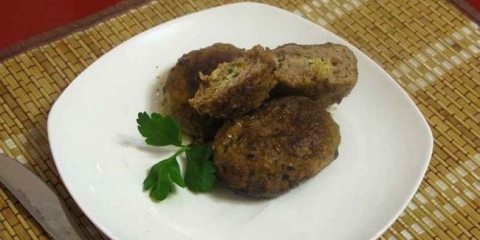 Kotlete punjene sirom