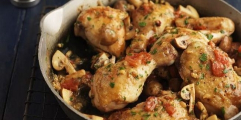 Piletina sa paradajzom i gljivama (9 recepata)