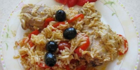 Piletina sa rižom na španskom