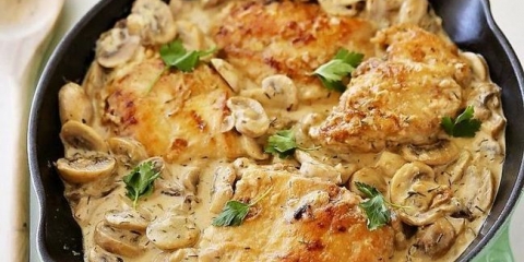 Piletina u sosu od gljiva (8 recepata)