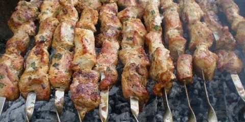Marinada za svinjski kebab sa sirćetom i majonezom