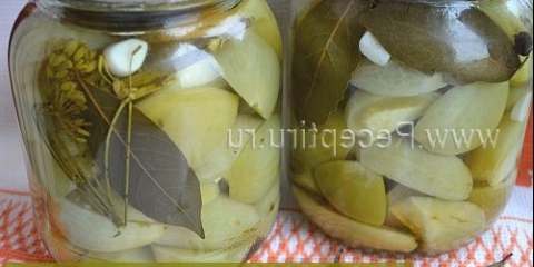 Marinirani zeleni paradajz