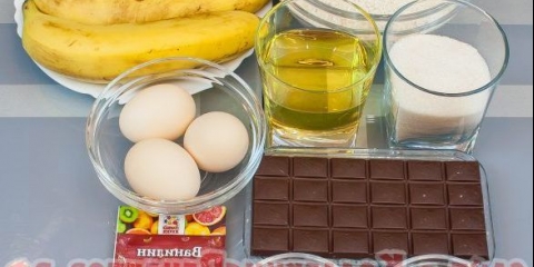 Neobično ukusno ukusni muffini s bananom i čokoladom iz zobene kaše