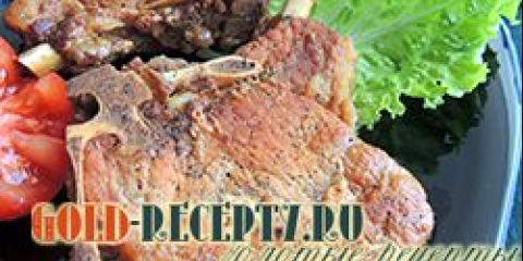 Kotletice svinjetine u tavi u medu sosu