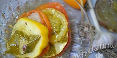 Biljna salata u mliječi marinadu za zimu