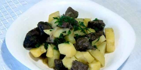 Jetra gulaš sa krompirom