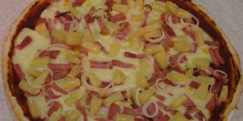 Pizza hawaiian