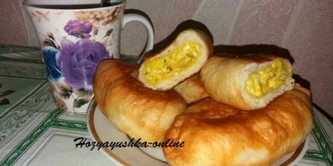 Patties sa jajetom i lukom na kefiru, prženi u tavi - korak po korak kućni recept sa fotografijama