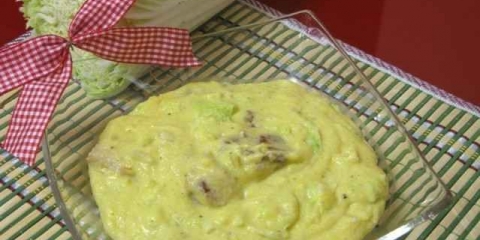 Polenta sa piletinom i pekinškim kupusom