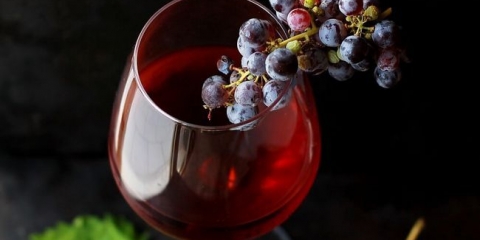Jednostavne recepte za vino za izradu kod kuće