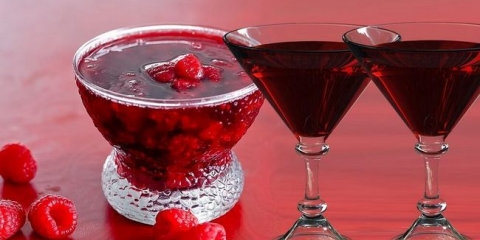Recepti za kuhanje domaćeg vina, tinktura i naglasak iz zastoja maline kod kuće