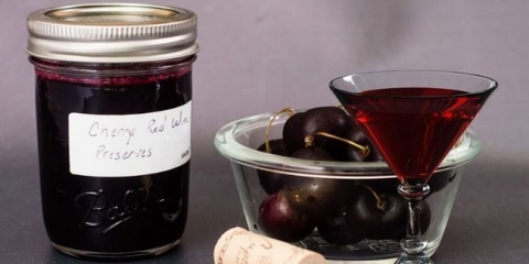 Recepti za kuhanje domaće vino, ticture i naglasak iz starog džema