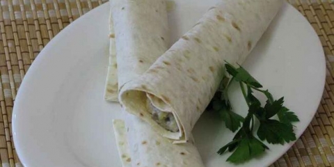 Roll iz lavash-a